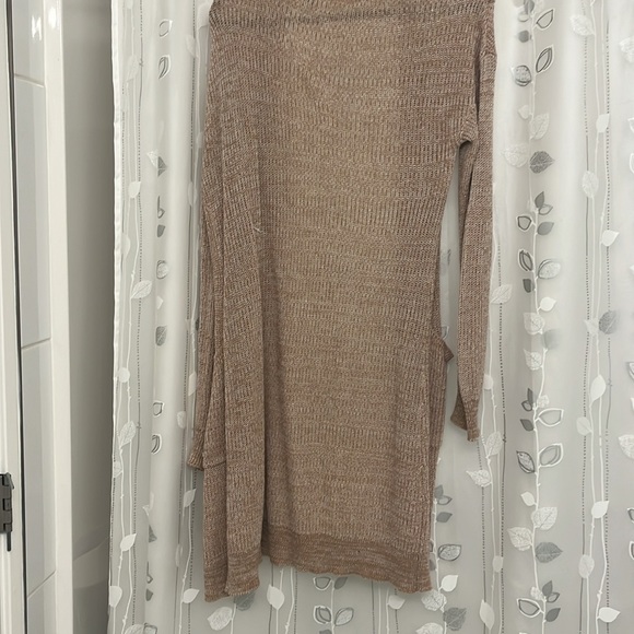 Long sleeve beige cardigan size small - Picture 5 of 5